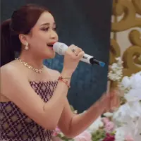 Brisia Jodie baru saja dilamar sang kekasih, Jonathan Alden. [Foto: Instagram/brisiajodie96]