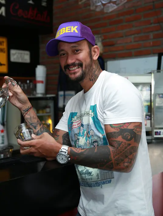 Harapan Tora Sudiro untuk melakukan syuting di Pulau Dewata, Bali harus diurungkan karena masalah biaya. (Deki Prayoga/Bintang.com)