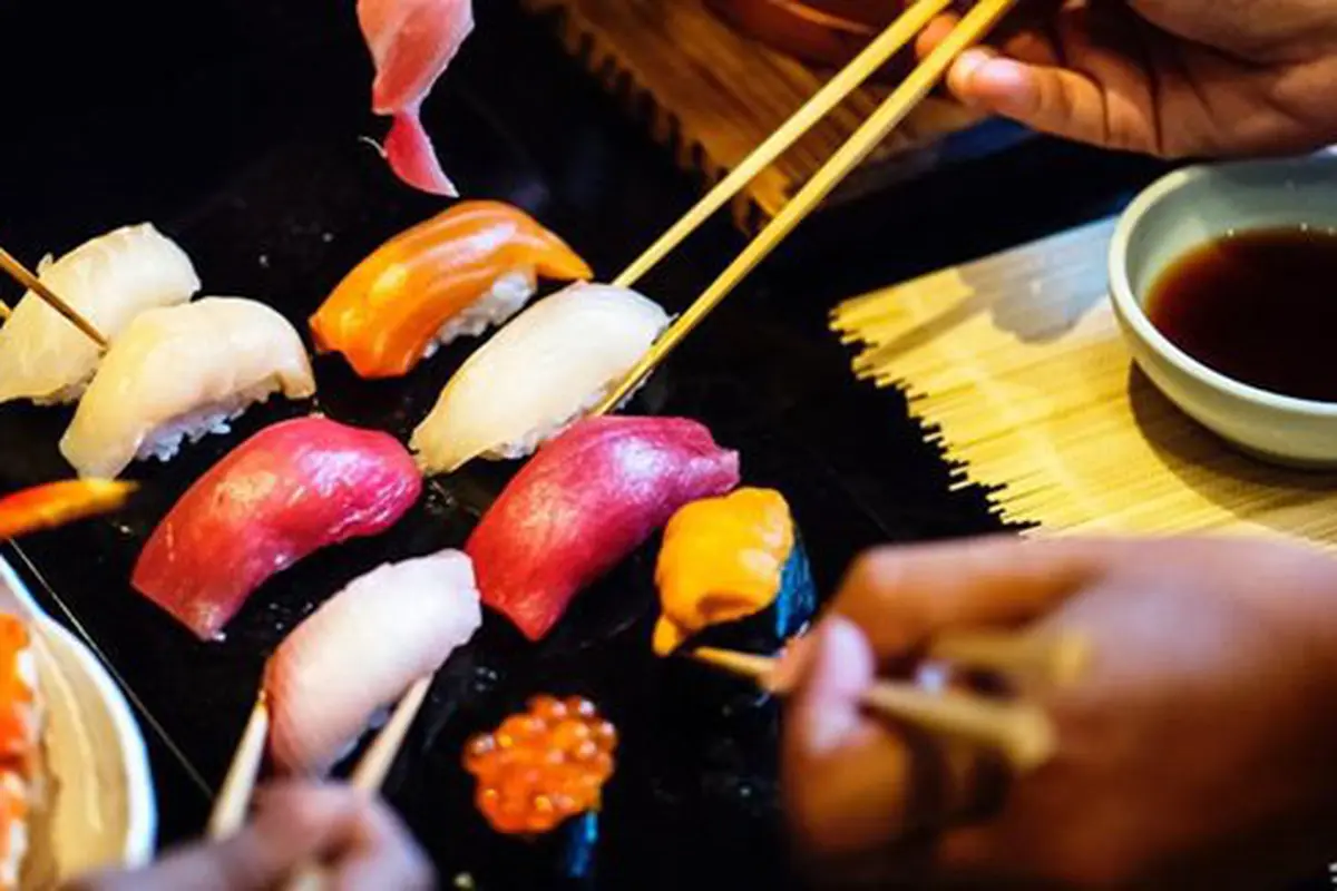 Porsi sehat makan sushi/copyright Pexels.com/rawpixel.com