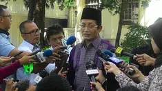 Juru bicara KPK Febri Diansyah saat dikonfirmasi, senin (15/5/2017) mengatakan pemerikasaan berkaitan dengan dugaan kasus suap.
