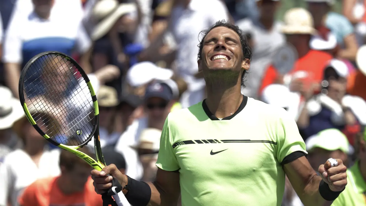 Rafael Nadal akan bertemu Roger Federer di final Miami Open 2017 setelah menumbangkan Fabio Fognini 6-1, 7-5, pada semifinal, Sabtu (1/4/2017) pagi WIB.