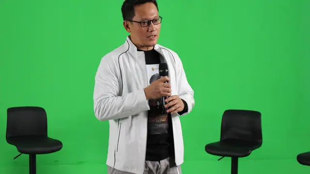 D.Y. Witanto.