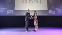 PT Bank Negara Indonesia (Persero) Tbk atau BNI meraih penghargaan Marketeers OMNI Brands of The Year 2024 Award dalam kategori Innovative Digital Operation melalui program Digitalisasi Bantuan Operasional Kesehatan (BOK).