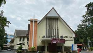 Pemandangan tampak depan Gereja Baptis Indonesia Kebayoran, Jakarta Selatan (Jaksel). (Antara)