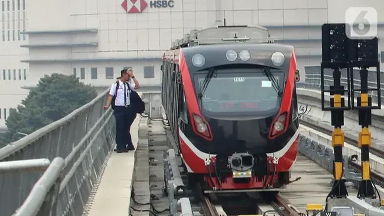 Risal menegaskan, penghentian sementara LRT Jabodebek karena pihaknya sedang mengupayakan perbaikan softwarenya supaya bisa lebih lembut lagi.