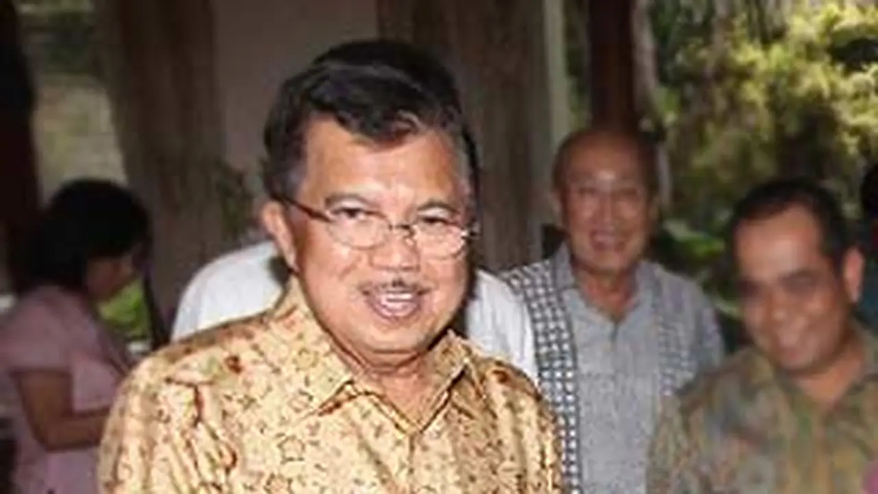 120531bjusuf-kalla.jpg