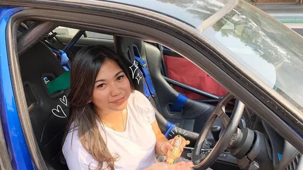 Galeri Foto Liana Saputri dengan Baju Putih, Ide Fashion Menarik untuk Berbagai Acara di 2025