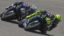 Hitungan dimulai ketika Rossi finis terdepan untuk kali pertama di kelas 125cc GP Ceko di Sirkuit Brno, 18 Agustus 1996. Hingga kali terakhir finis terdepan di MotoGP Belanda pada 25 Juni 2017. (Foto: AP/David Clares)