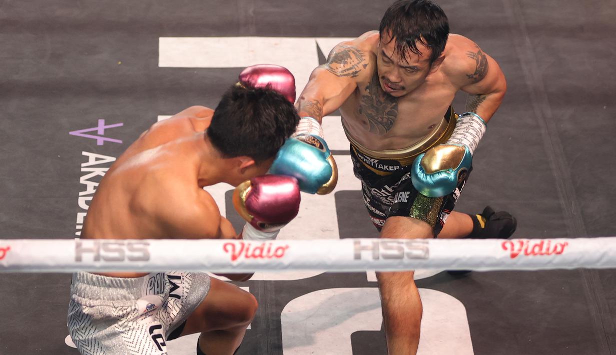 Pertarungan sengit Paris Pernandes vs Rudy Golden Boy digelar di W Superclub Gatsu, Jakarta, pada Senin (10/11/2025) dini hari WIB. Tampak dalam foto, Rudy Golden Boy saat bertanding melawan Paris Fernandez pada laga HSS Series 6 di W Superclub Gatsu, Jakarta, pada Senin (10/11/2025) dini hari WIB. (Bola.com/M Iqbal Ichsan)