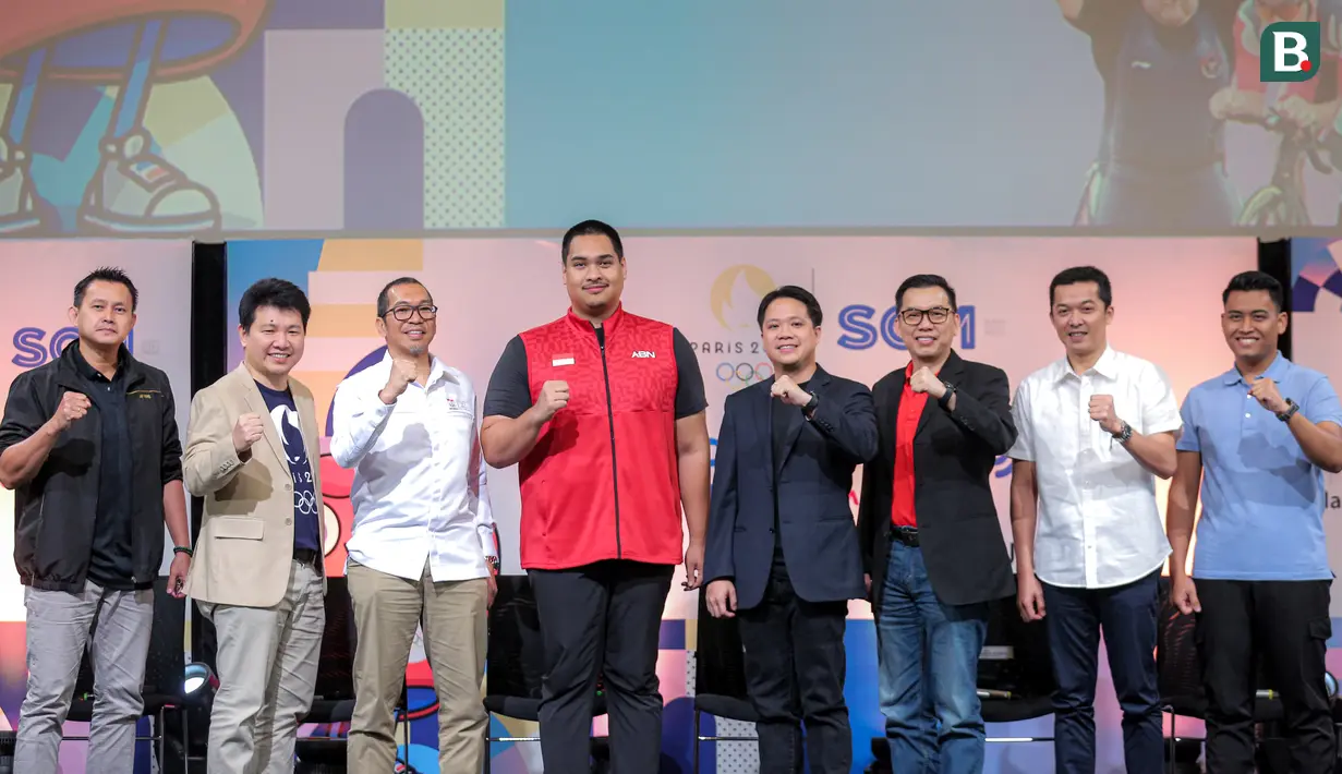 <p>Dari kiri ke kanan: Peraih medali emas olimpiade Tintowi Ahmad, Head of Sports Business Emtek Grup Hendy Liem, Wakil Ketua KOI Ismail Ning, Menpora Dito Ariotedjo, Direktur SCM David Suwarto, COO Vidio Hermawan Sutanto, peraih medali emas olimpiade Taufik Hidayat, atlet menembak Fathur Gustafian berfoto bersama saat pengumuman SCM Grup sebagai pemegang hak siar Olimpiade Paris 2024 di Studio Lt 8 SCTV Tower, Senayan, Jakarta, Rabu (19/06/2024). (Bola.com/Bagaskara Lazuardi)</p>
