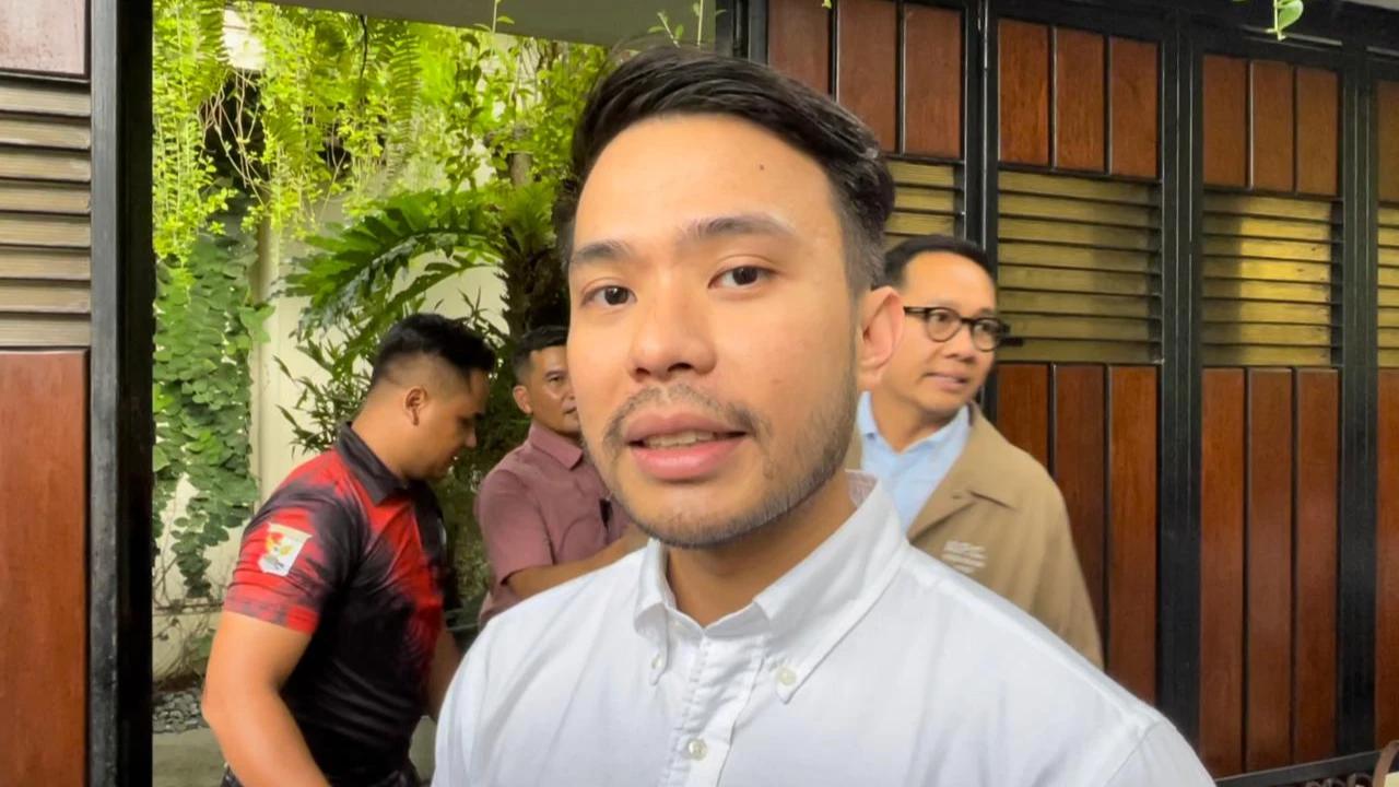 8 Tersangka Kasus Tudingan Ijazah Palsu Belum Ditahan, Ini Respons Kubu Jokowi