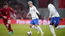 Laju Les Blues di UEFA Nations League memang buruk. Mereka cuma menang sekali, dua kali imbang, dan tiga kali kalah di turnamen yang semestinya menjadi persiapan terbaik menuju Piala Dunia 2022 pada November mendatang. (Liselotte Sabroe/Ritzau Scanpix via AP)