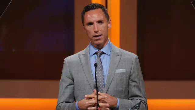 Steve Nash (AFP Photo/Alberto E. Rodriguez)