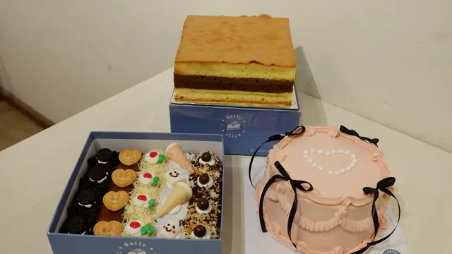 Dari Belajar Bersama Mama, DailySlice Hadirkan Kreasi Cake Cantik di Surabaya