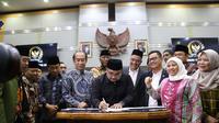 Pemerintah melalui Menteri Agama Yaqut Cholil Qoumas dan Komisi VIII DPR  menyepakati biaya haji 2023 sebesar Rp 90.050.637,26. Sementara biaya haji yang perlu dibayarkan calon jemaah haji Rp 49.812.700,26. Dok Kemenag