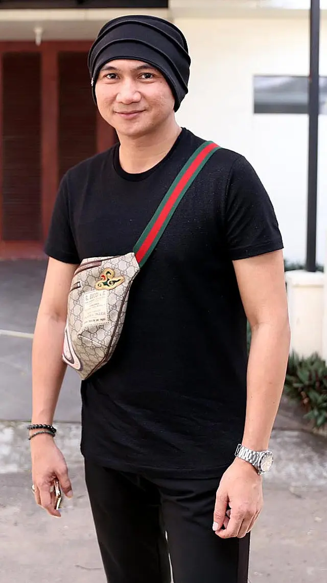 Rumah tangganya kandas, 5 seleb ini bakal lewati Lebaran 2025 perdana tanpa pasangan