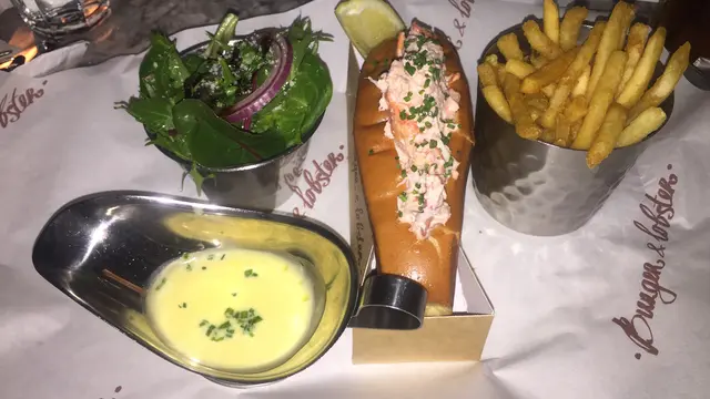 Burger & Lobster
