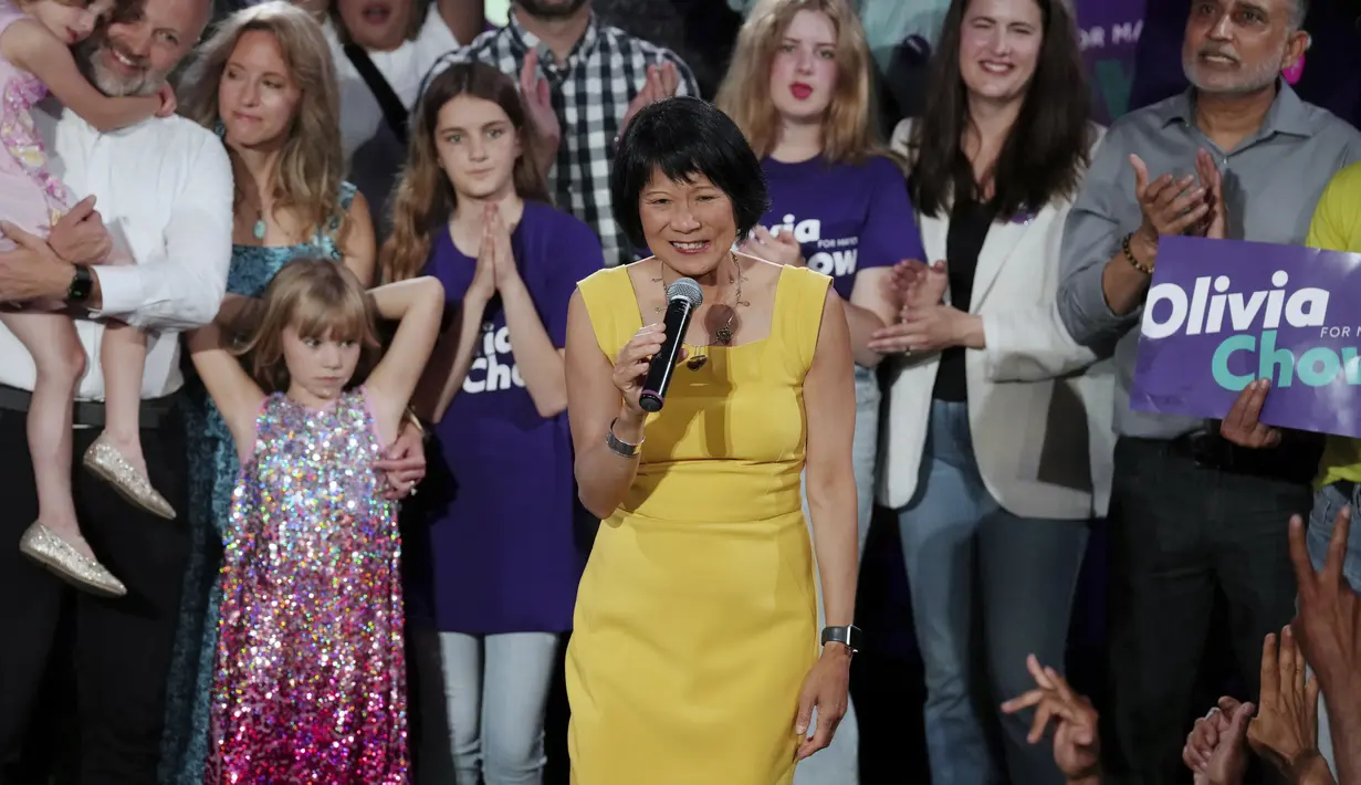 Chow menerima 37% dukungan, mengungguli Ana Bailao dengan 33%. Tory mendukung Bailao di akhir-akhir kampanye. (Chris Young/The Canadian Press via AP)