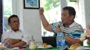 Suasana dialog Pansus Freeport dan Skandal Penguasaan SDA oleh Asing di kawasan Tebet, Jakarta, Minggu (20/12/2015). Keberadaan Pansus Freeport dibutuhkan untuk membongkar kebobrokan kontrak karya Freeport. (Liputan6.com/Faisal R Syam)