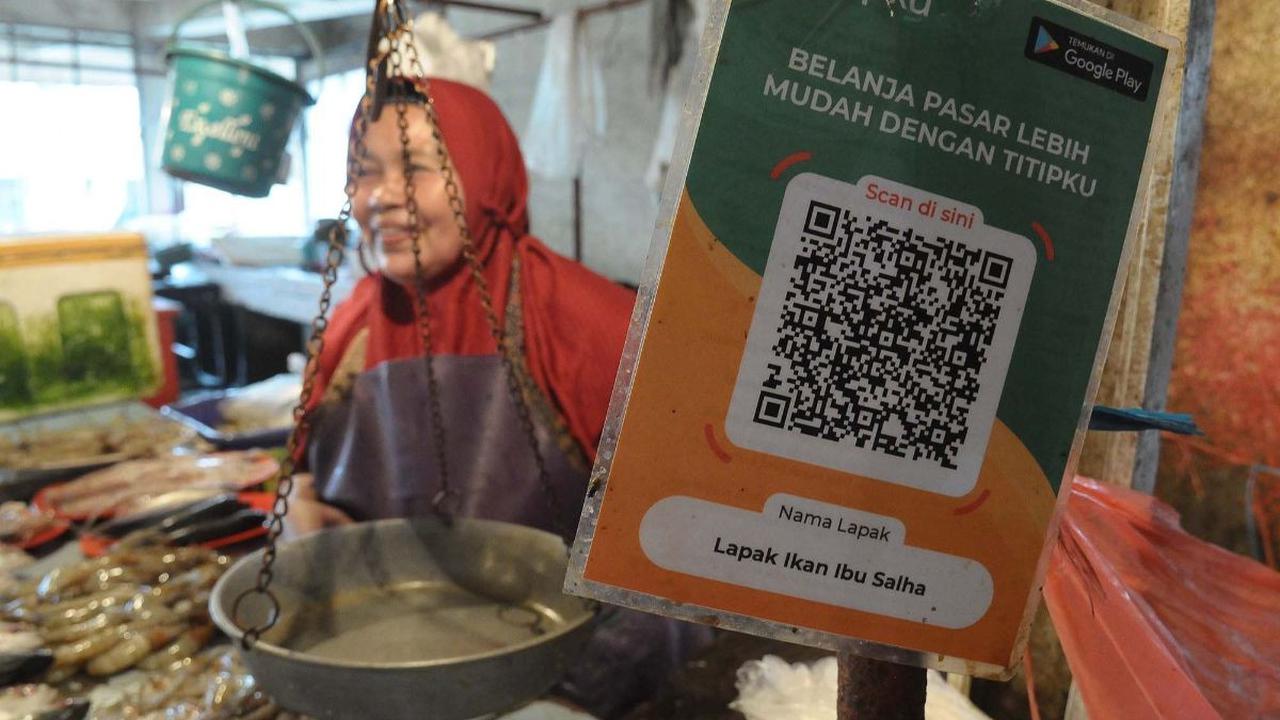 Sebagai informasi, Merchant discount rate (MDR), yaitu tarif yang dikenakan kepada merchant oleh bank.