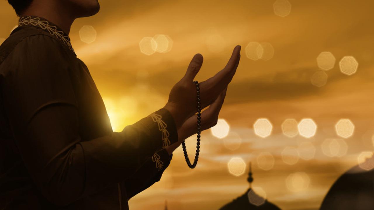 Arti Lailatul Qadar dan Ciri-cirinya, Malam Seribu Bulan yang Penuh Kemuliaan