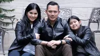 Agus Harimurti Yudhoyono bersama istrinya Anisa Pohan dan Aira Yudhoyono. (Sumber Foto: Instagram/agusyudhoyono)