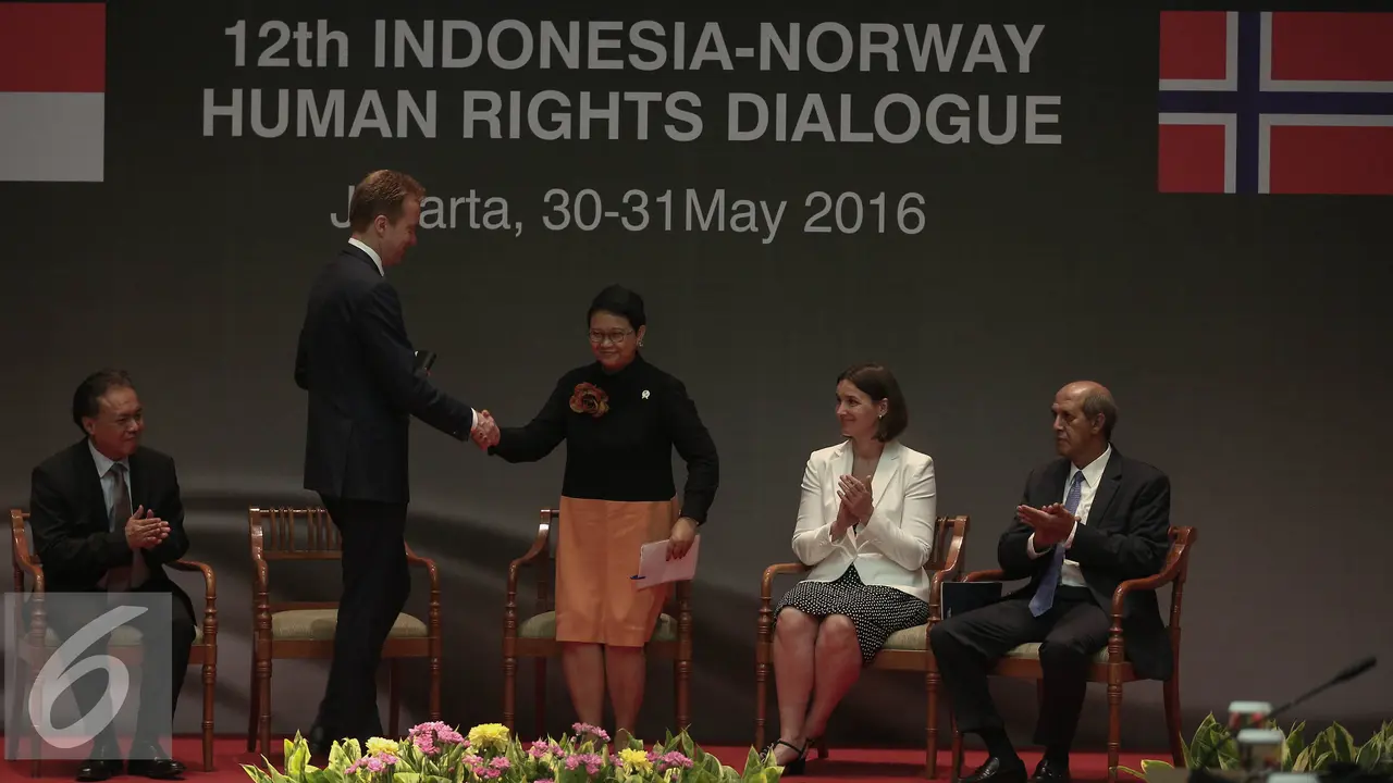 20160530-Diskusi-HAM-Jakarta-Retno-Marsudi-FF