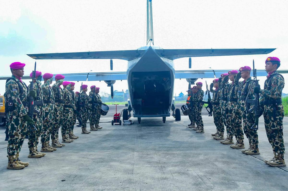 FOTO: TNI AL Kembali Laksanakan Pelepasan Jenazah Prajurit Marinir