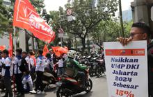 Saya Ikut Aksi buat Kritik Wakil Rakyat