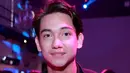 Adipati bersikeras menutup hubungan asmaranya ke publik. Hanya sedikit kata yang ia jawab dari pertanyaan seputar kabar tersebut. (Galih W. Satria/Bintang.com)