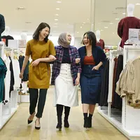 "Feminine is In" Kampanye terbaru Uniqlo sambut koleksi Fall/Winter 2019