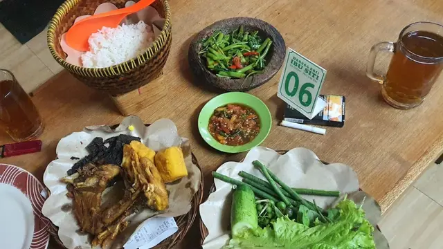 Rekomendasi Tempat Makan Dekat Masjid Al Jabbar Bandung (Foto: Google Maps/sista airis)