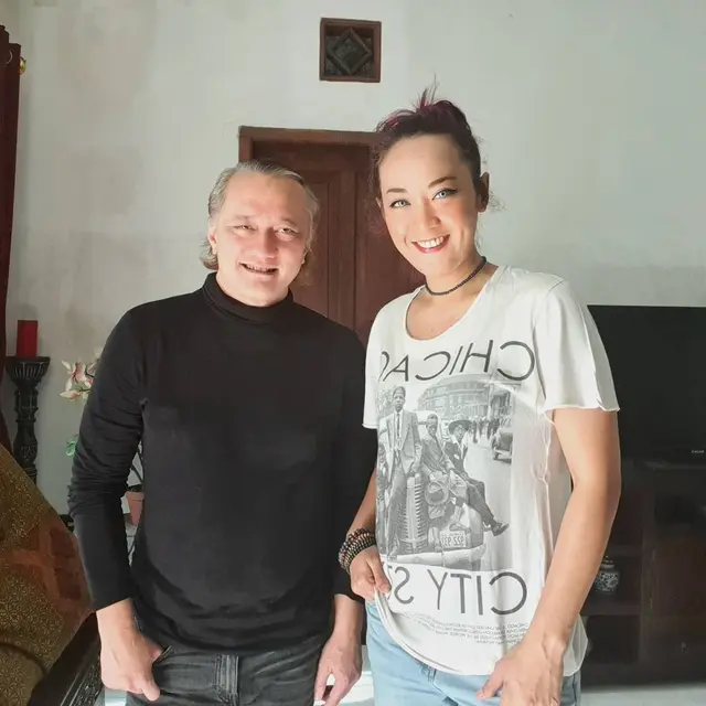 Beben Jazz dan Inna Kamarie. (Foto: Instagram @idola_innakamarie)