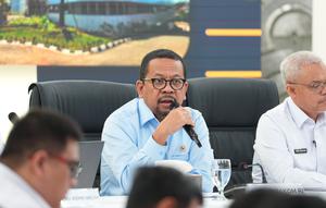 Kepala Badan Komunikasi Pemerintah (Bakom) RI Muhammad Qodari dalam konferensi pers di Kantor Bakom RI, di Jakarta, Rabu (29/4/2026). (Istimewa)