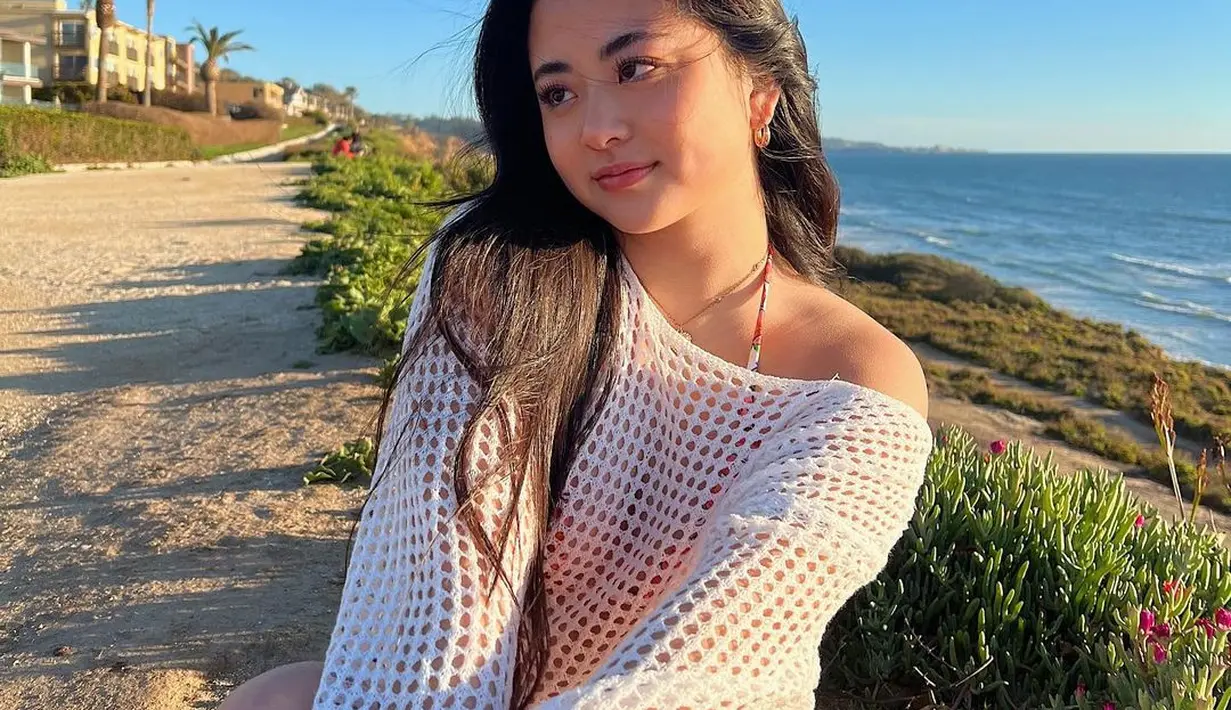 Ia adalah Rachel Huh, atau yang bernama Korea Huh Yejin. [Instagram.com/rachel.huh]