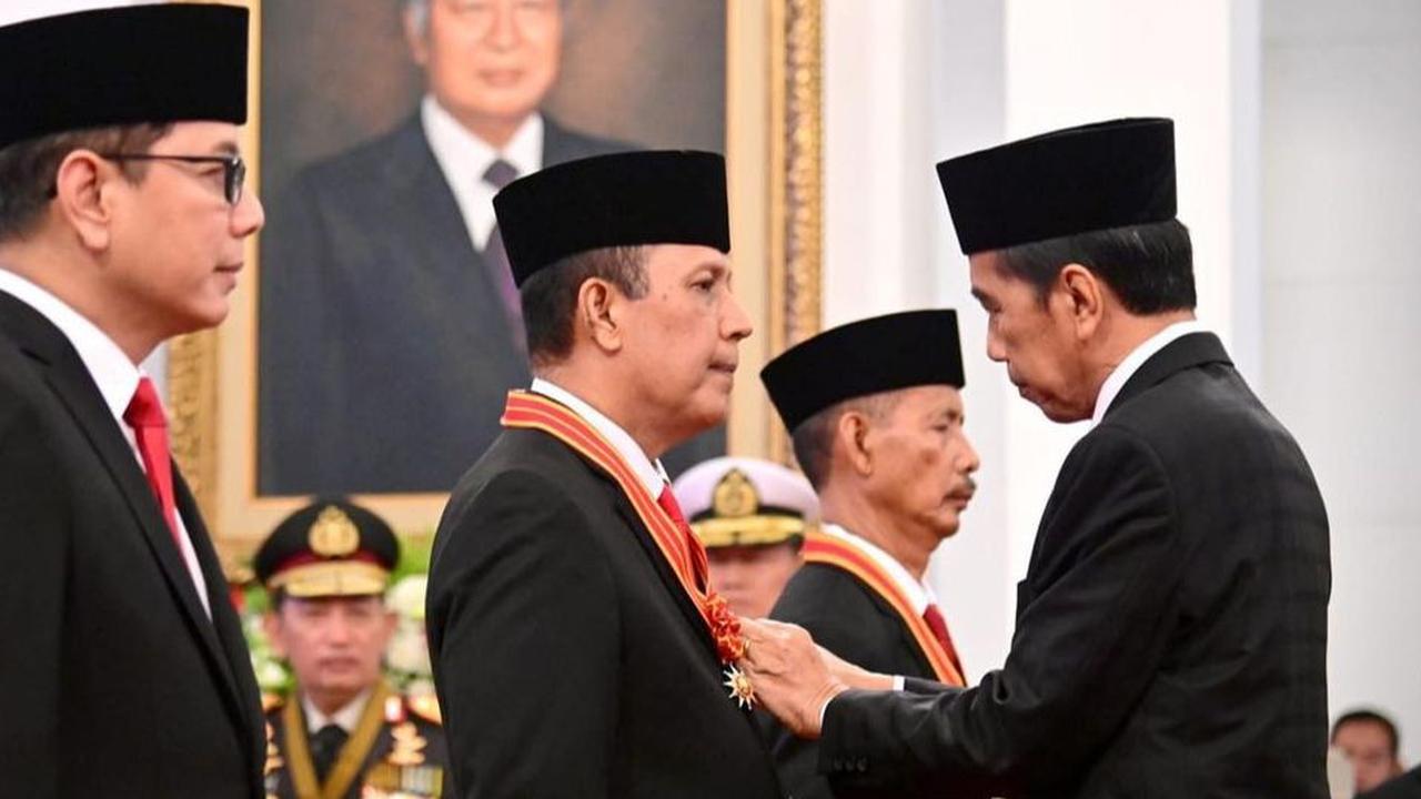 Eks Kepala BNPT Raih Penghargaan Bintang Mahaputra Pratama