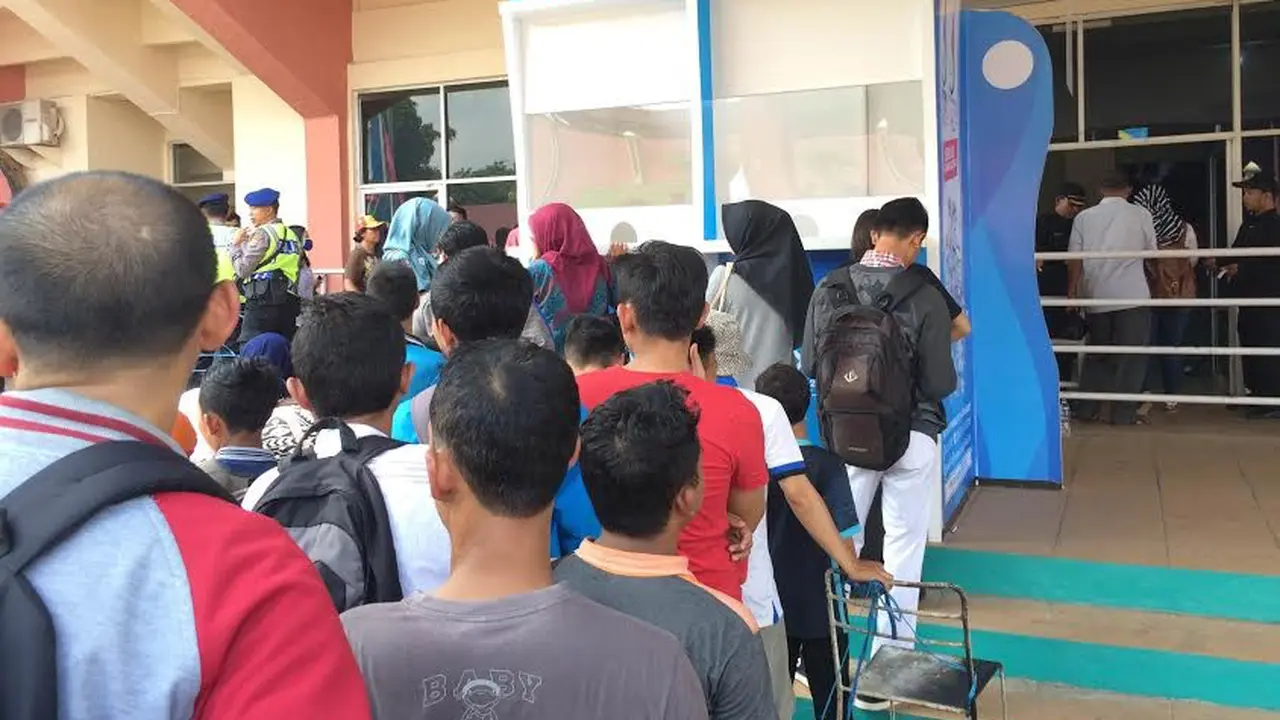 Antrean Bulu Tangkis