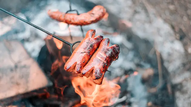 5 Makanan dan Minuman yang Bisa Picu Penuaan Dini, Termasuk Kopi