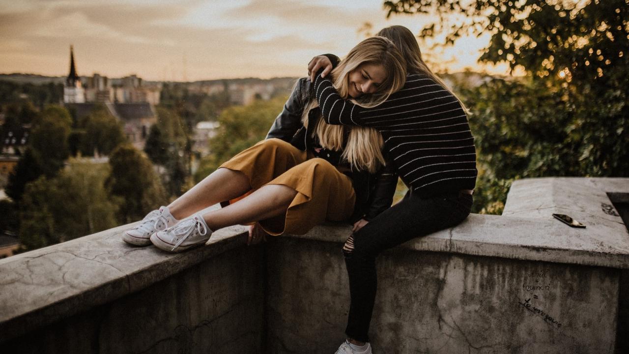 5 Tipe Kepribadian yang Memiliki Sifat Misterius, Ada MBTI Kamu?