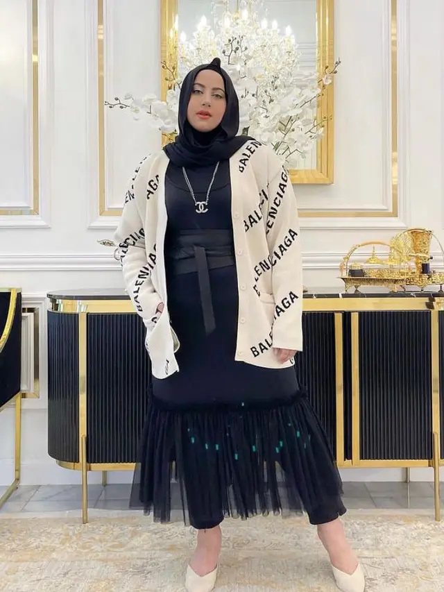 9 Gaya Tasyi Athasyia Pakai Outfit Cewek Kue hingga Cewek Mamba, Bisa Jadi Inspirasi Hijabers
