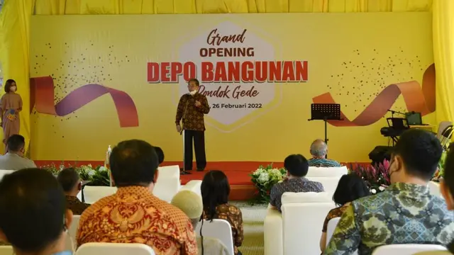 Pembukaan Gerai Depo Bangunan Pondok Gede dengan Konsep One Stop Shopping