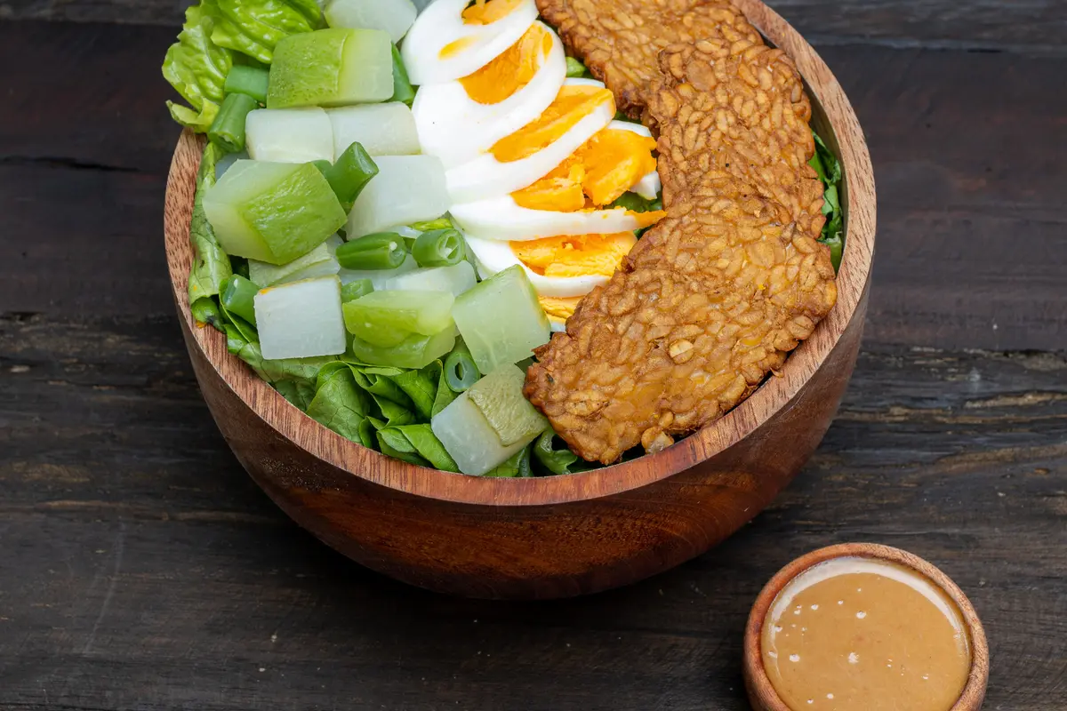 Diary Fimela: Pencapaian Salad Point untuk Menghadirkan Pilihan Makanan Sehat hingga Punya Sertifikasi Halal