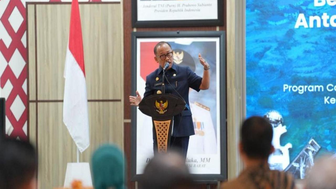Survei Kinerja Pemprov Sulbar: Tantangan dan Evaluasi Menyeluruh bagi OPD
