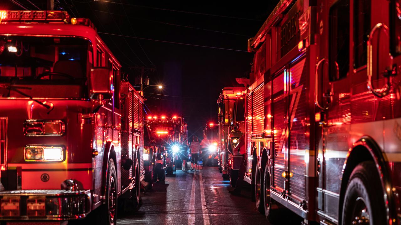 Sandy Fire: Wildfires in Simi Valley, California, Force Evacuation of Thousands