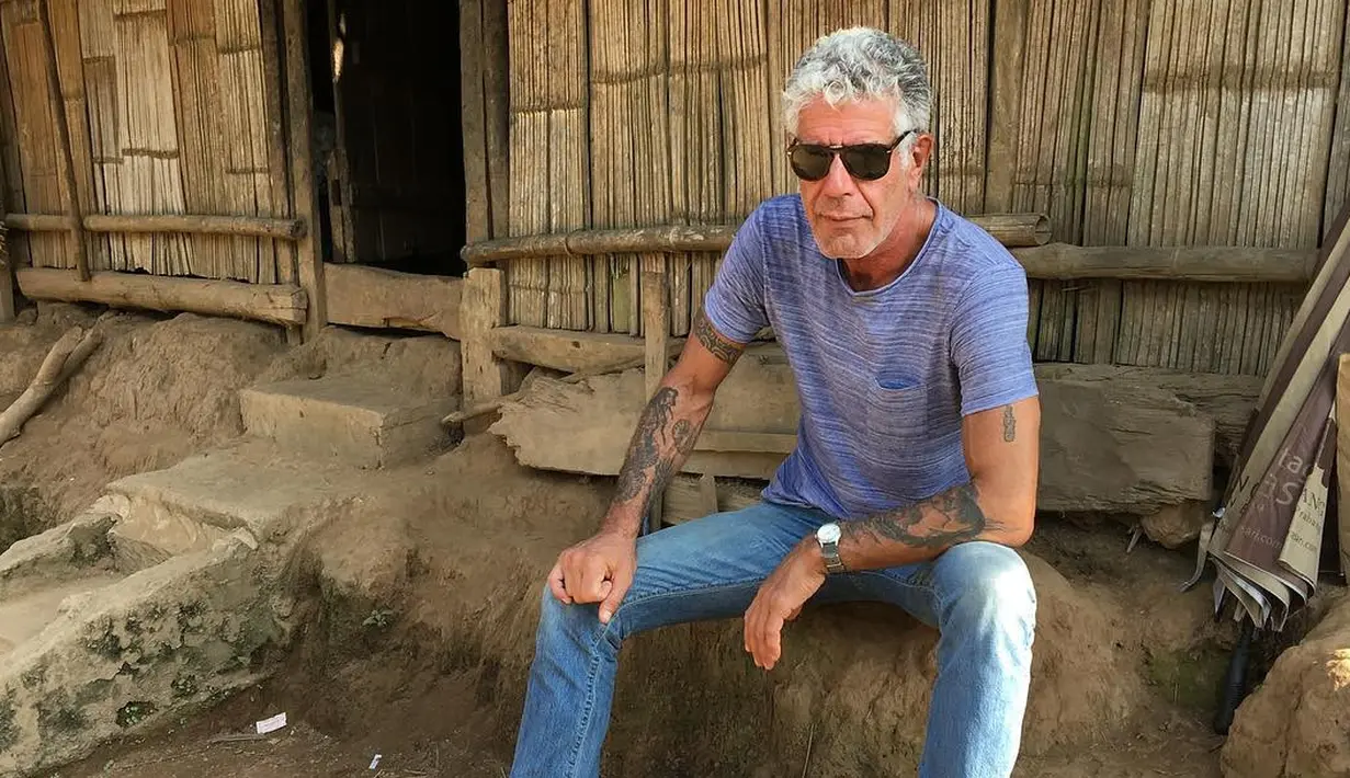 Dilansir dari US Magazine, sang ibu, Gladys Bourdain mengatakan bahwa pihak keluarga tengah menunggu keputusan peerintah Perancis untuk pemindahan jasad anaknya. (instagram/anthonybourdain)