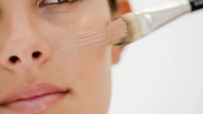 3 Trik Agar Foundation Awet