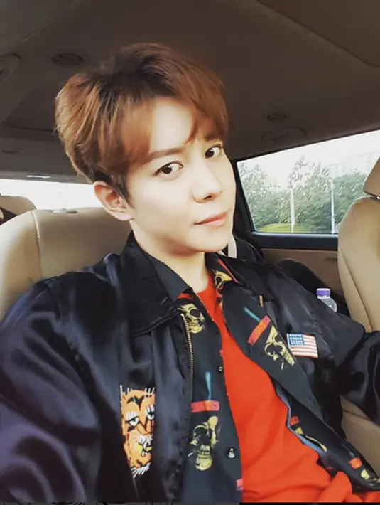 Park Kyung Block B adalah pemilik IQ tertinggi ketiga di Korea, setelah reporter Ryu Sihyeon dan pembaca berita Han Junho. (Instagram/ qkrrud78)