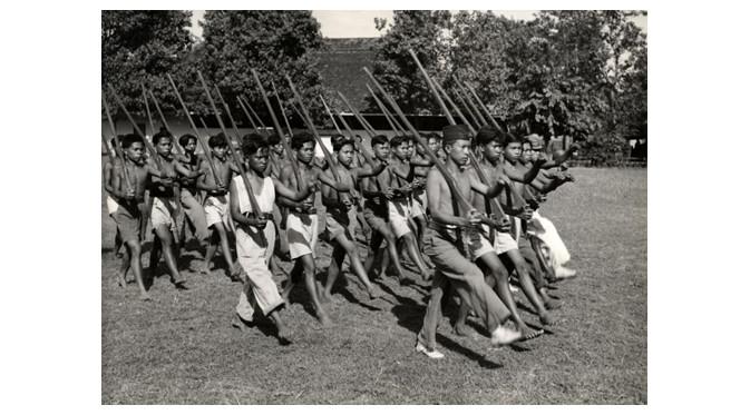 Orang Indonesia Saat Perang Kemerdekaan (sumber:  spaarnestad/hugowilmar)