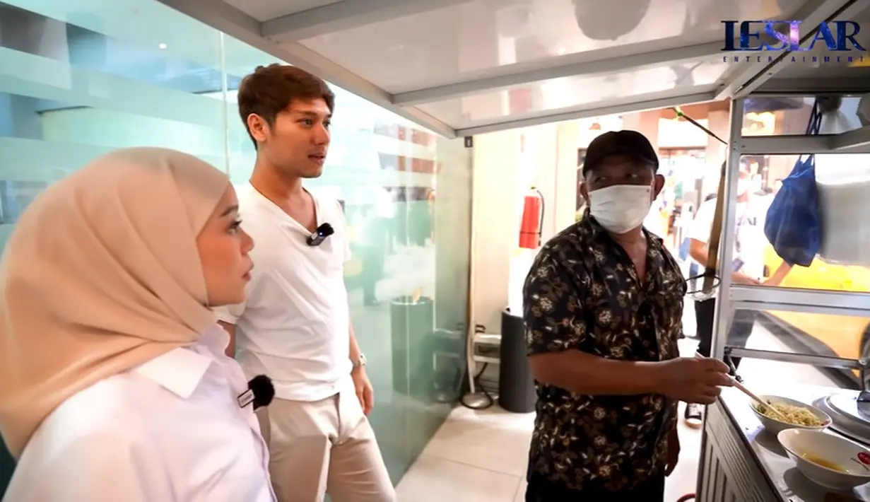 Lesti Kejora dan Rizky Billar (Youtube/Leslar Entertainment)