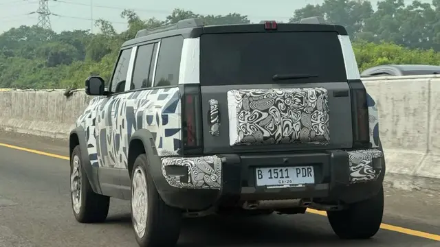 Chery J6 EREV Sedang Uji Jalan di Tol Cikampek (Carvaganza)
